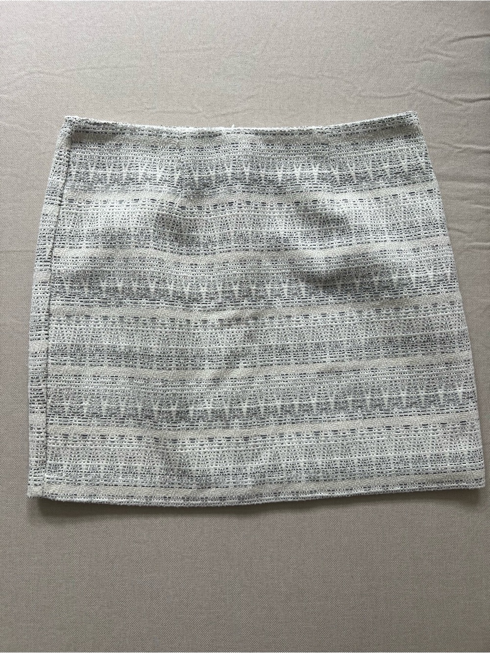Forever 21 Cream and Gray Textured Mini Skirt